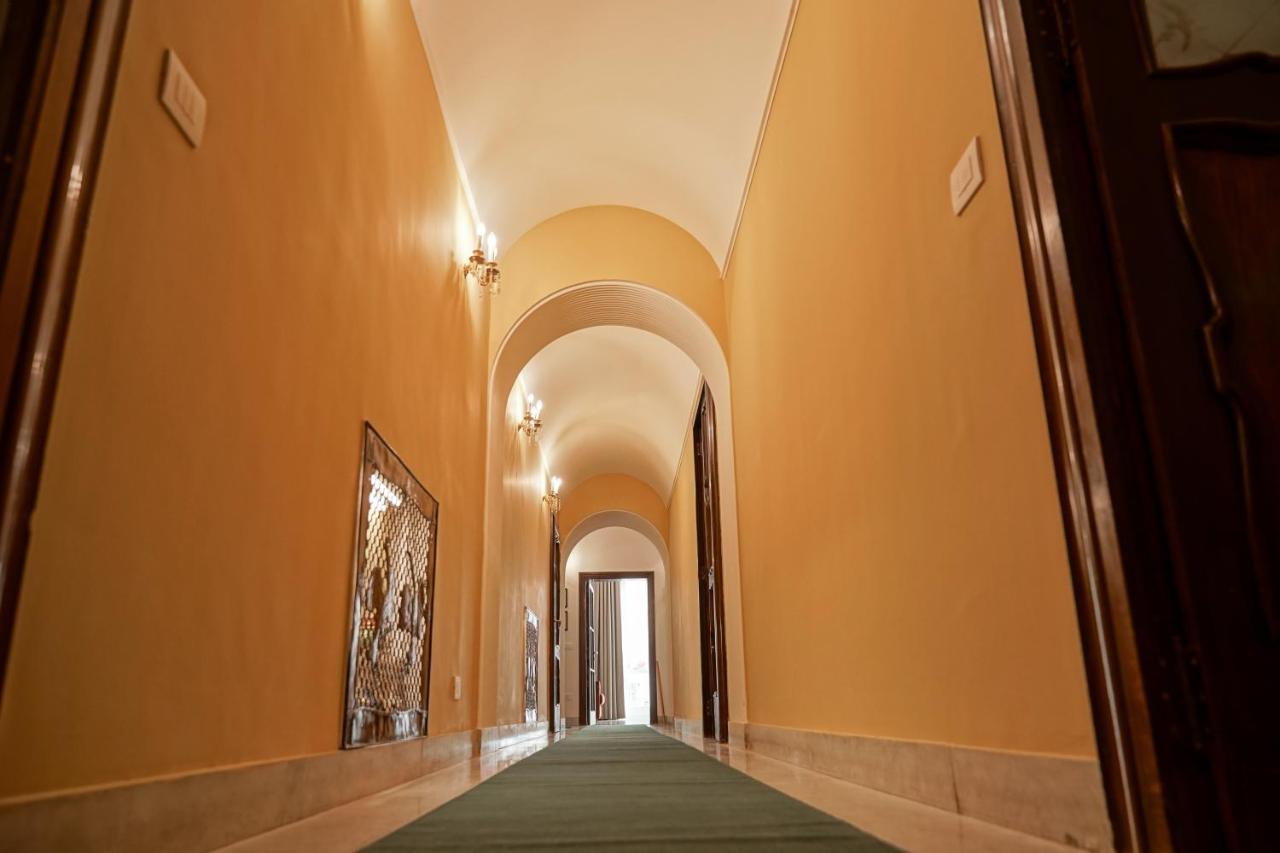 Dimora Donna Elena Bed and Breakfast Napoli Eksteriør billede