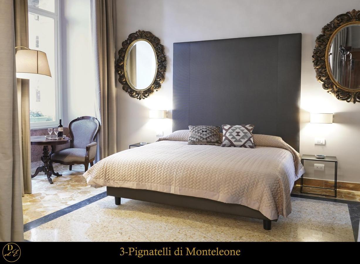 Dimora Donna Elena Bed and Breakfast Napoli Eksteriør billede