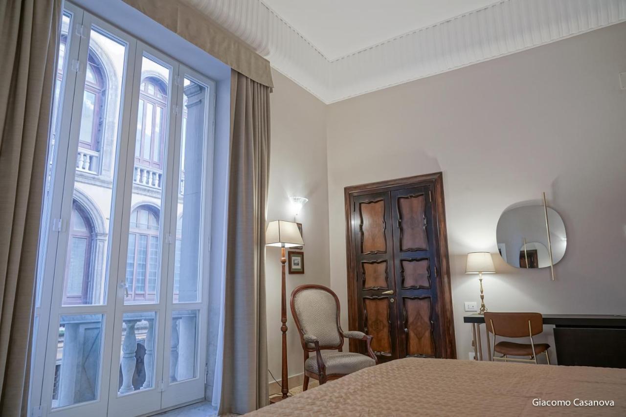 Dimora Donna Elena Bed and Breakfast Napoli Eksteriør billede