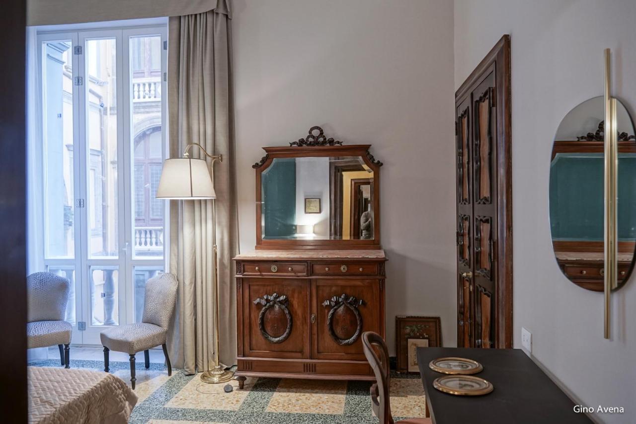 Dimora Donna Elena Bed and Breakfast Napoli Eksteriør billede