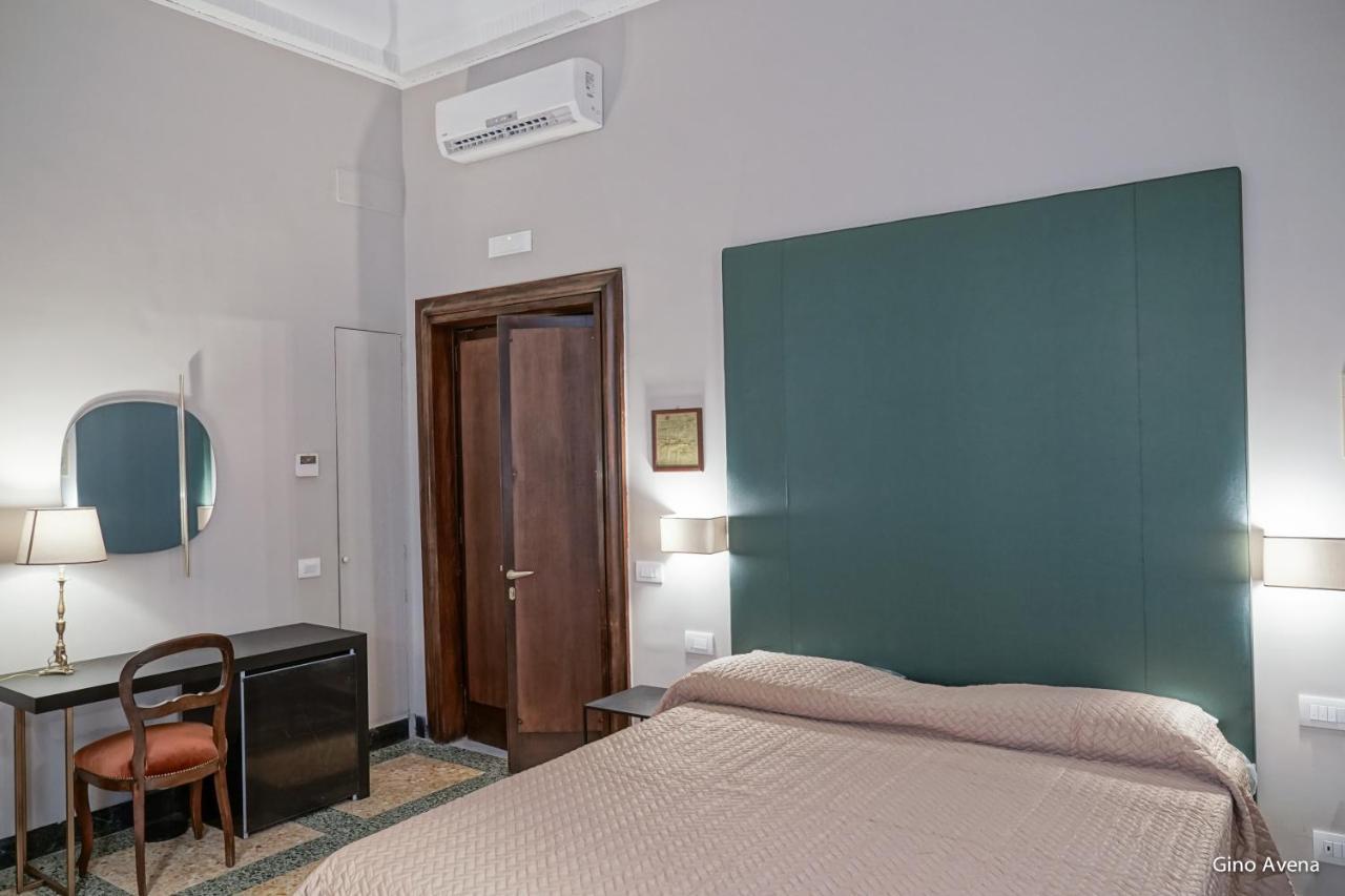 Dimora Donna Elena Bed and Breakfast Napoli Eksteriør billede